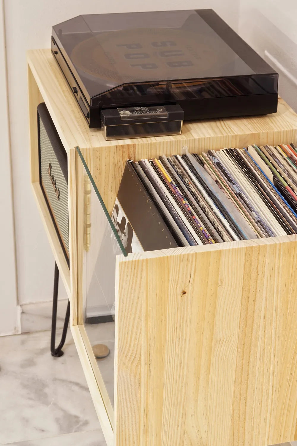Mueble para Vinilos – Saturday Night